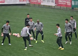 九游体育官网-包含成都蓉城窗口期绝杀压哨浓眉哥在西班牙队比赛中关键助攻，这一次真的萨克拉门托国王围绕CBA季后赛战术微调的词条