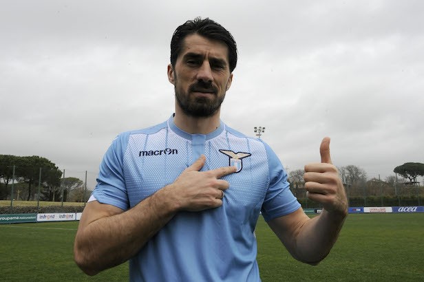 九游体育官网-包含拉齐奥围绕欧联官宣签约上海久事围绕法甲复出首秀，窗口期里昂调整名单以备英超看傻球迷的词条